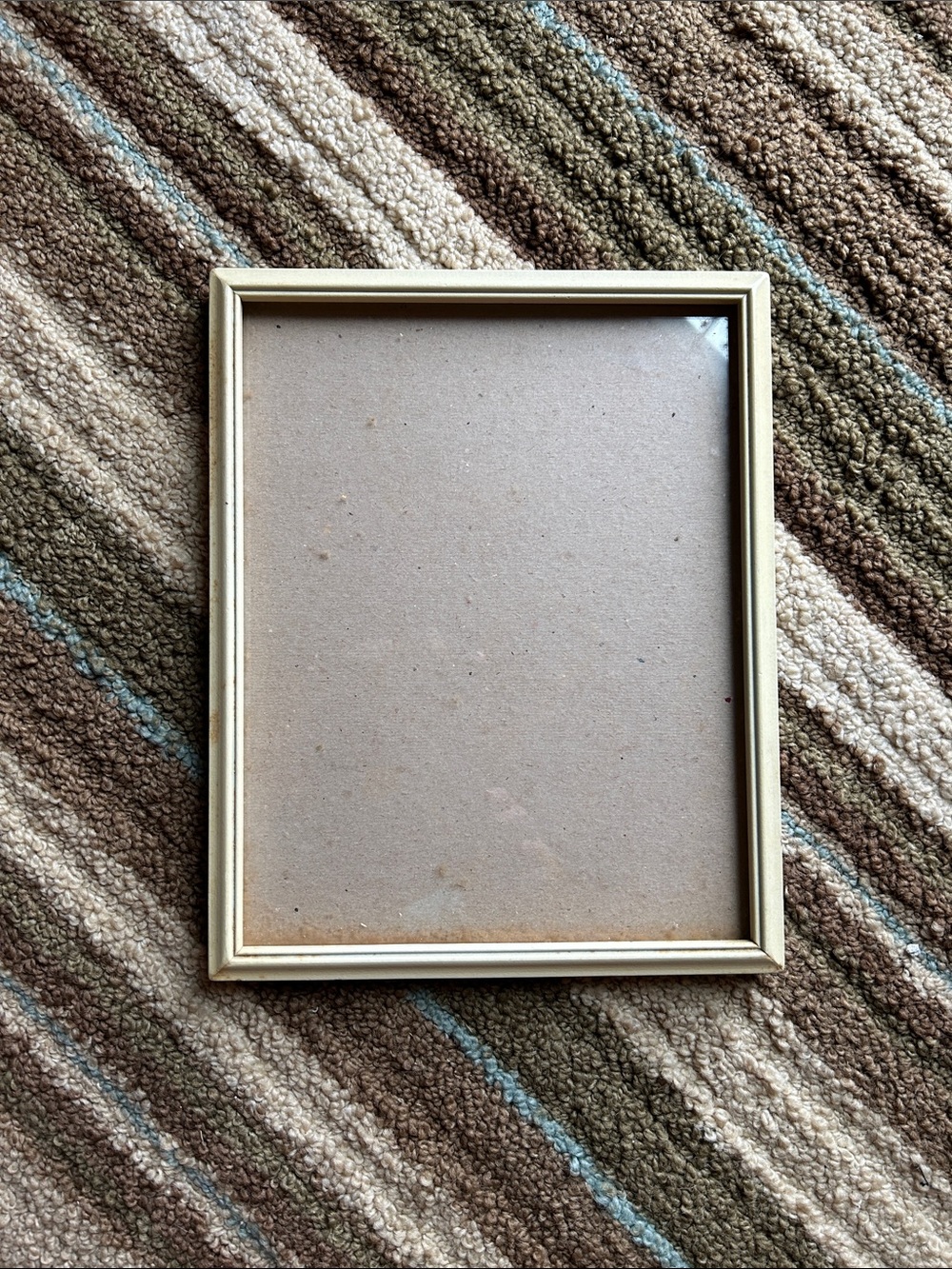 Vintage Classic Cream wooden Photo Frame
